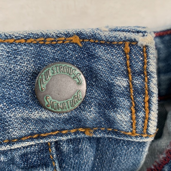 LEVI’S Button Fly Floral Embroidered Denim Mini Skirt - Picture 12 of 16